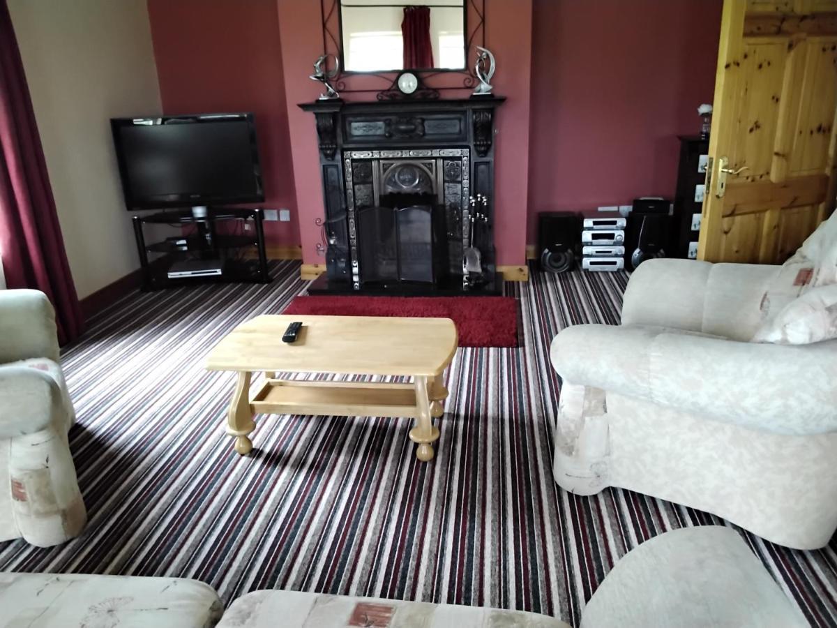 Warm And Welcoming Family Home Ballinrobe Exterior photo